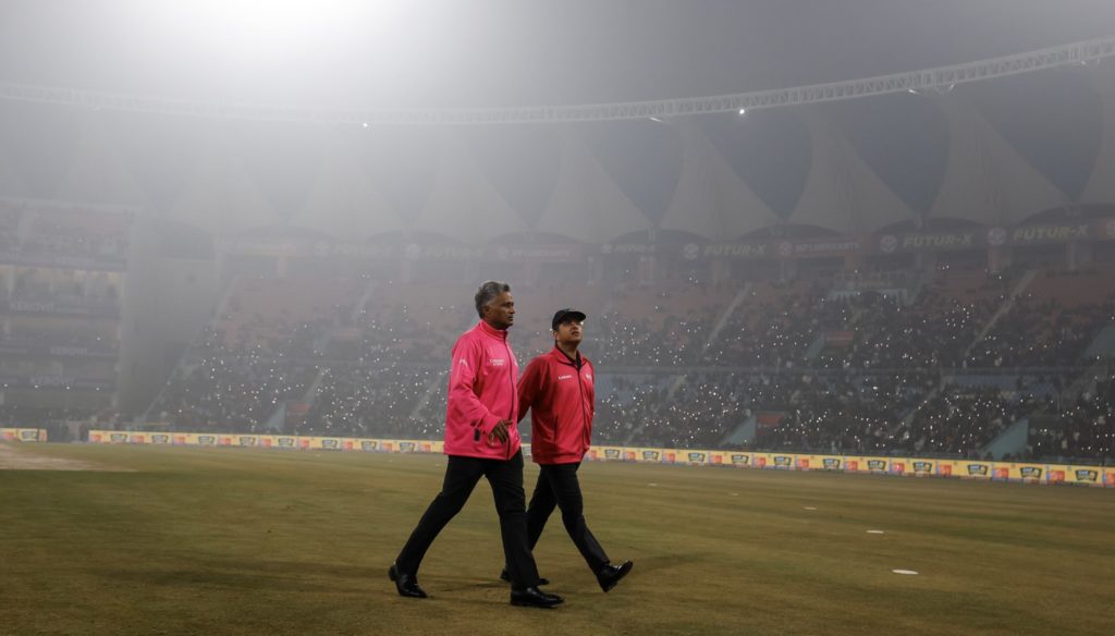 Umpires fog Lucknow 17 Dec 2025 BCCI
