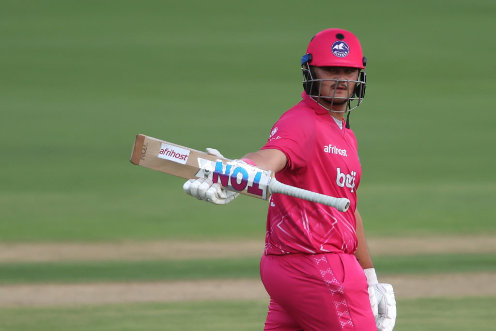 Ruthless Royals eliminate JSK