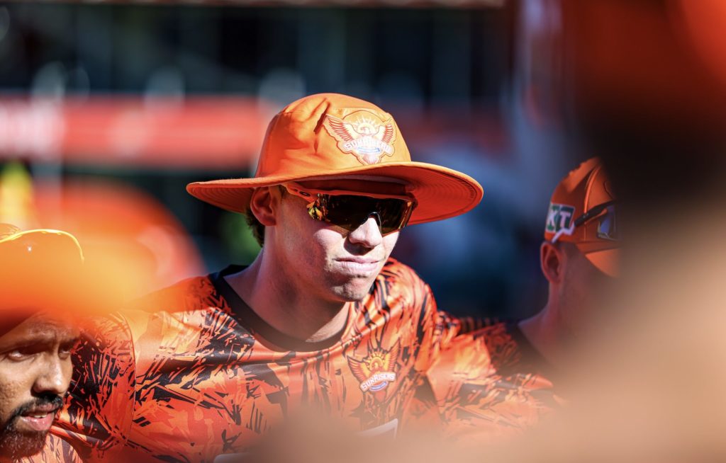 Tristan Stubbs huddle 29 December 2025 Jacobus Nel Sportzpics