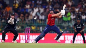 COLOMBO, SRI LANKA - FEBRUARY 27: Will Jacks of England plays a shot as Tim Seifert of New Zealand keeps during the ICC Men's T20 World Cup India & Sri Lanka 2026 Super 8 match between England and New Zealand at R. Premadasa Stadium on February 27, 2026 in Colombo, Sri Lanka. (Photo by Robert Cianflone/Getty Images)