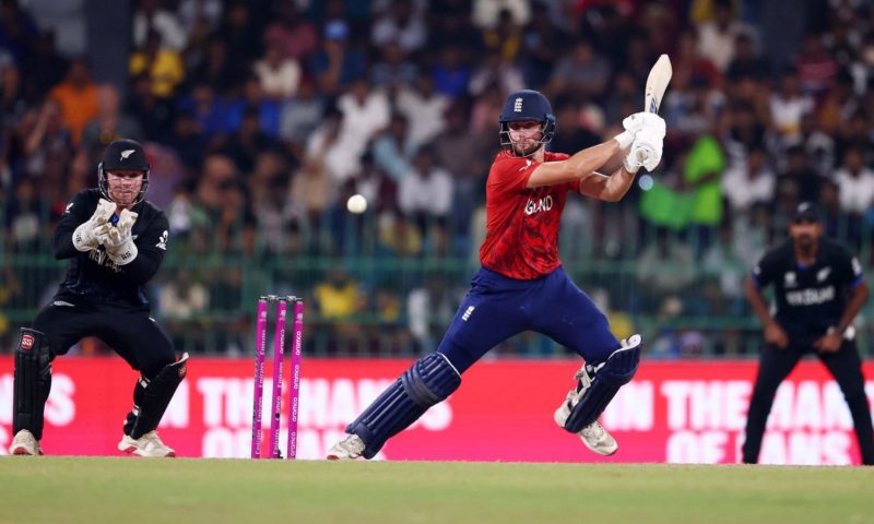 COLOMBO, SRI LANKA - FEBRUARY 27: Will Jacks of England plays a shot as Tim Seifert of New Zealand keeps during the ICC Men's T20 World Cup India & Sri Lanka 2026 Super 8 match between England and New Zealand at R. Premadasa Stadium on February 27, 2026 in Colombo, Sri Lanka. (Photo by Robert Cianflone/Getty Images)
