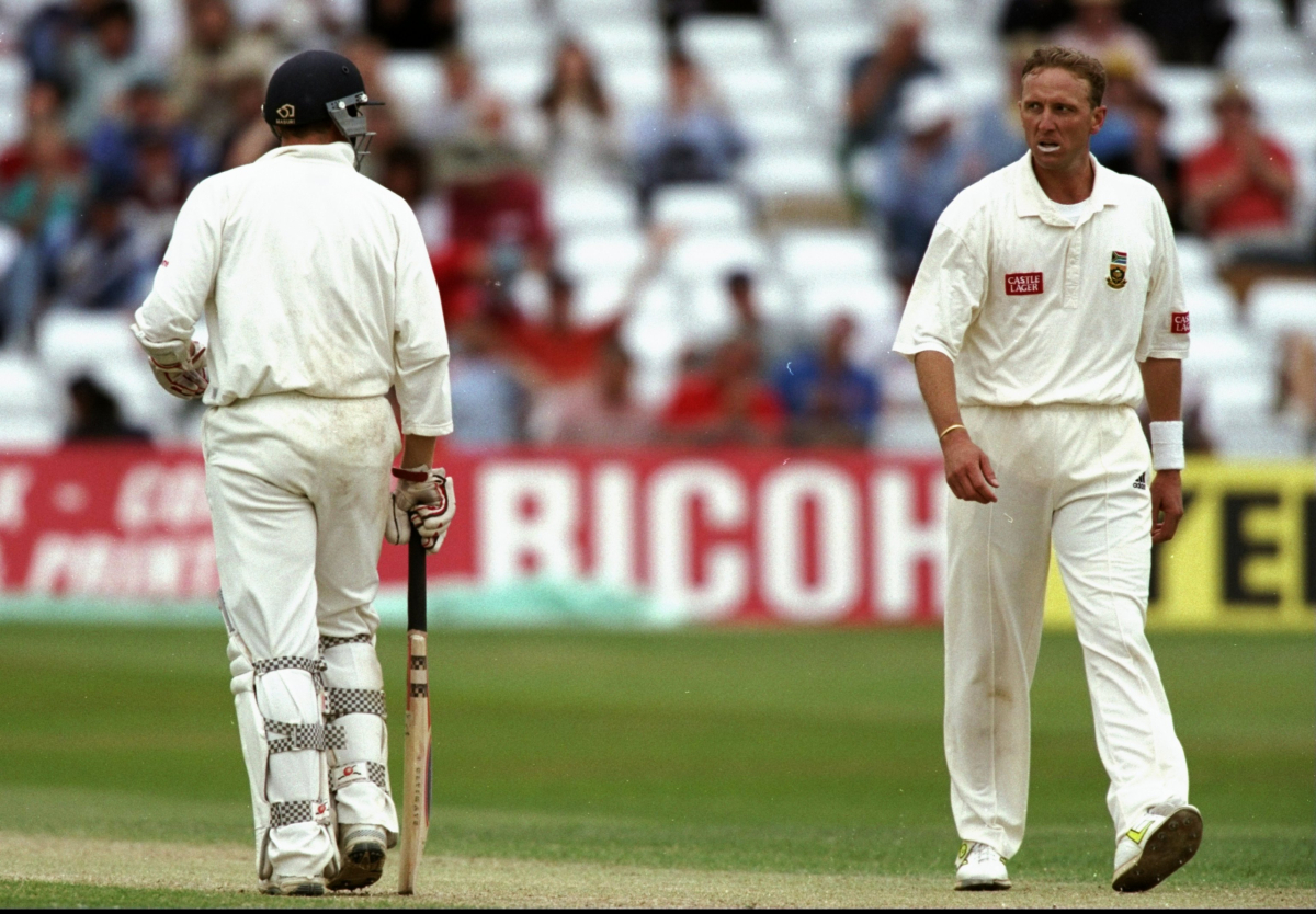 Photo: Clive Mason/Allsport