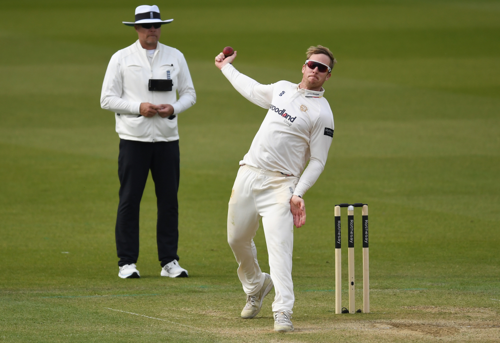 Harmer leads SA charge on day two