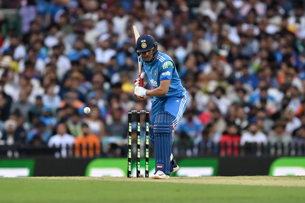 Gil guides India to win in rain-hit ODI