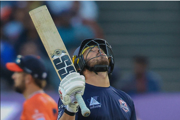 Gous, Pretorius trade blows as SF sink Freedom