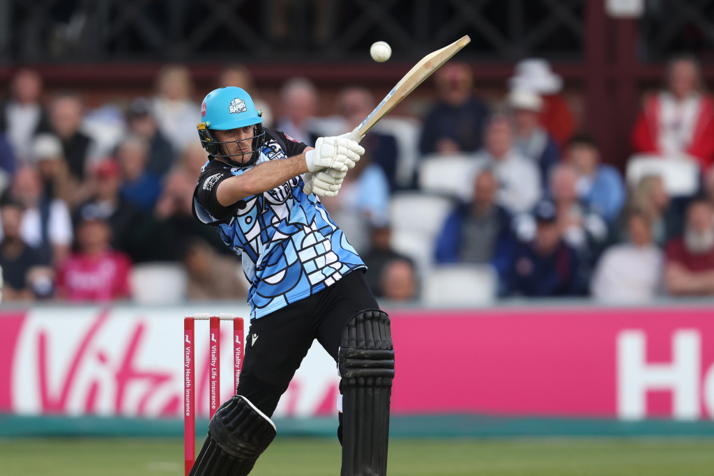 Harmer, Roderick, Swanepoel standout in Blast